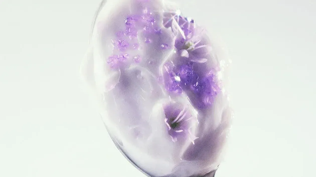 Eqqualberry Bakuchiol Plumping Capsule Cream Photo4 jpg